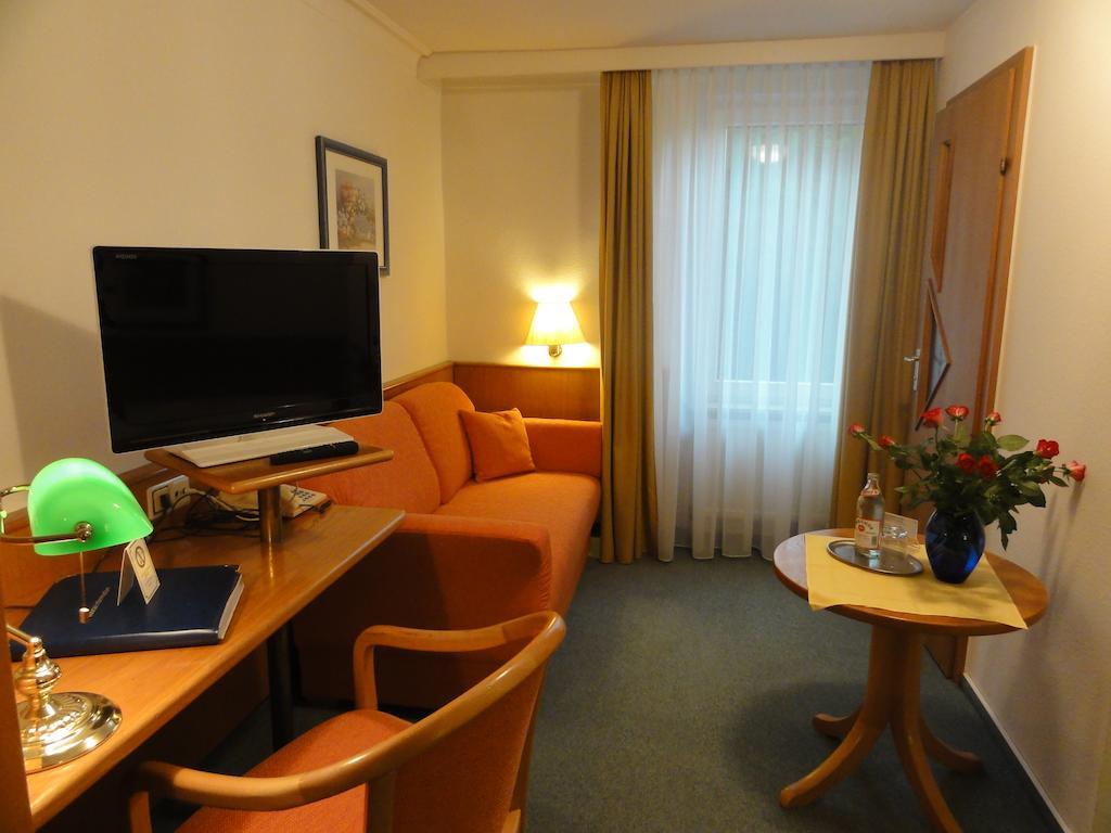 Hotel Wuerttemberger Hof Garni Rottenburg am Neckar Værelse billede